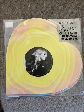 Taylor Swift Heart-Shaped Yellow & Pink Swirl Vinyl – Lover Live From Paris 2025
